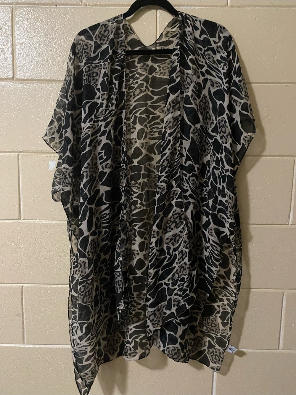 Jessica McClintock Sheer Animal-Print Kimono in Black & Cream